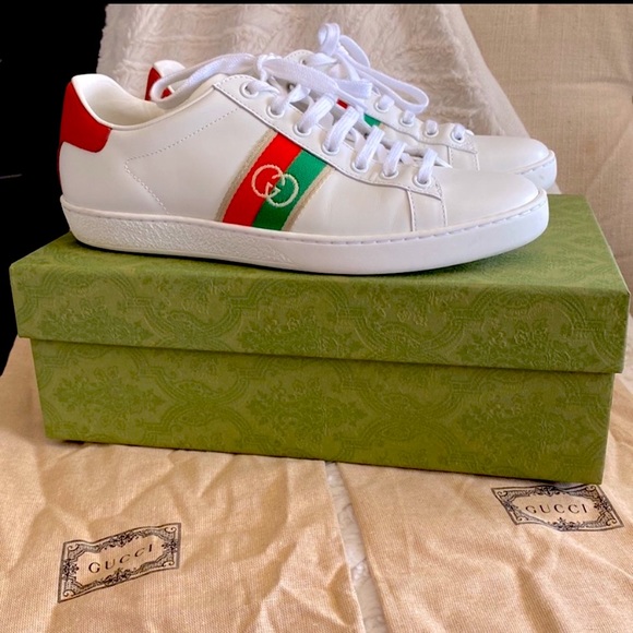 Gucci Shoes - Gucci women leather white sneakers size 8.5 used once